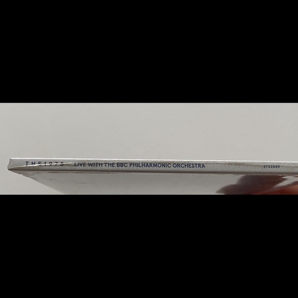 The 1975 Vinyl and CD bundle set - Picture 7 of 7